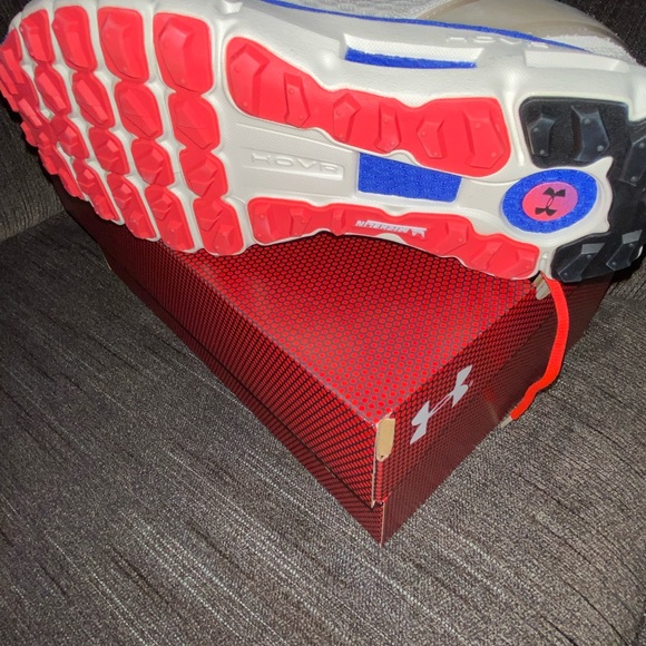 Under Armour UA HOVR SUMMIT PRDS CAMO. - Picture 6 of 6